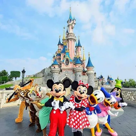 Superbe Disneyland Paris Parking Lagny-sur-Marne